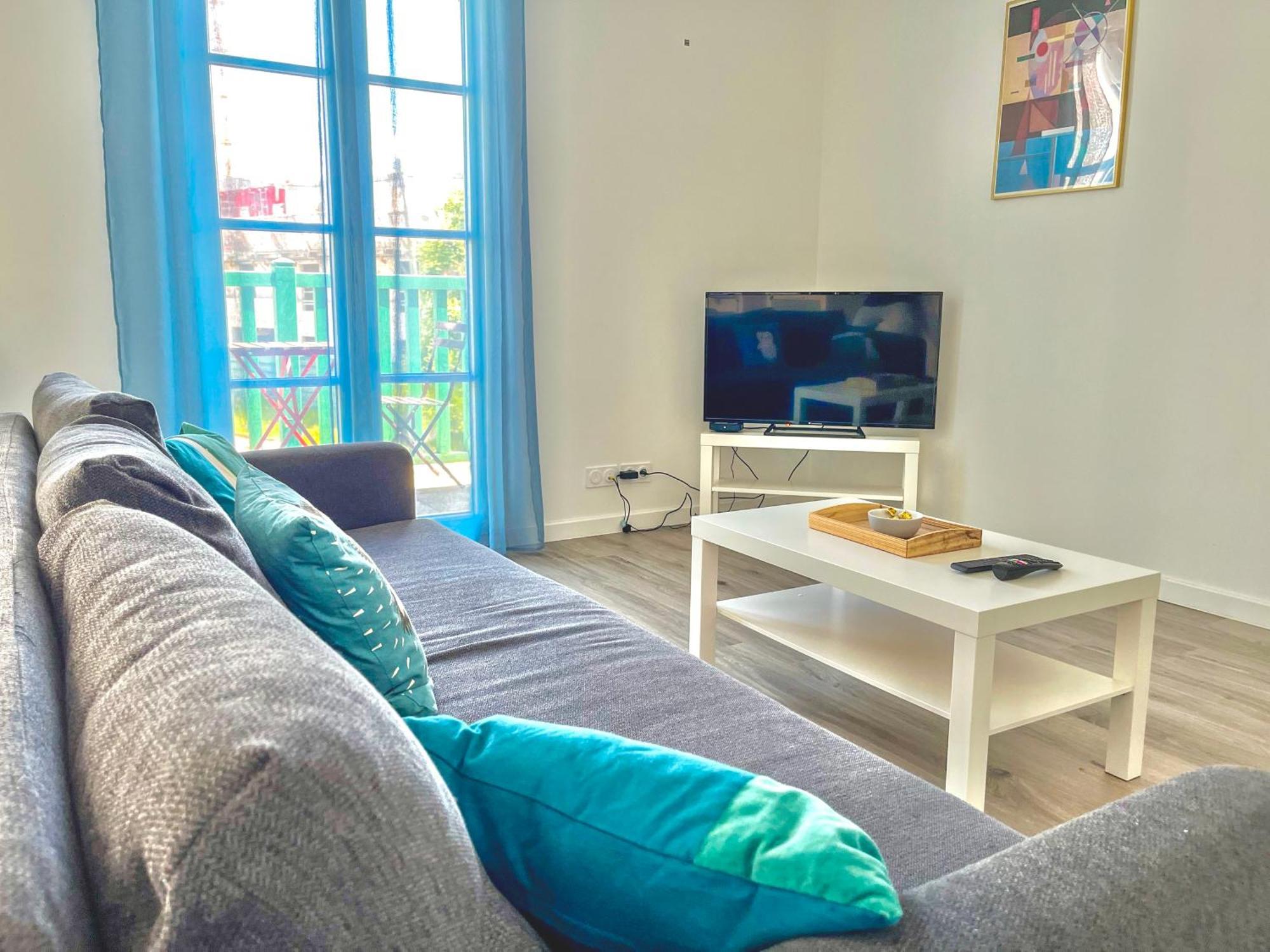 סאריס Enjoyable Apartment Disneyland - Rentaway Bnb מראה חיצוני תמונה